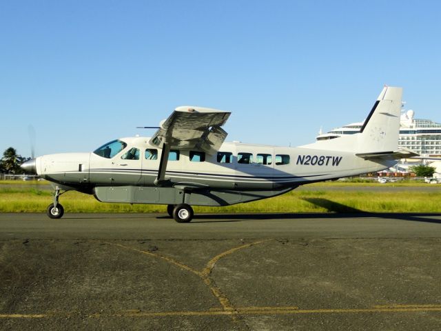 Cessna Caravan (N208TW) - On flight training!