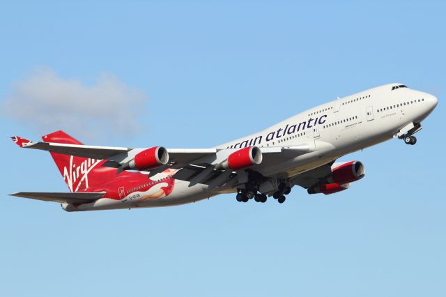 Boeing 747-200 (G-VFAB) - Virgin Atlantic B747-400 departing LHR.