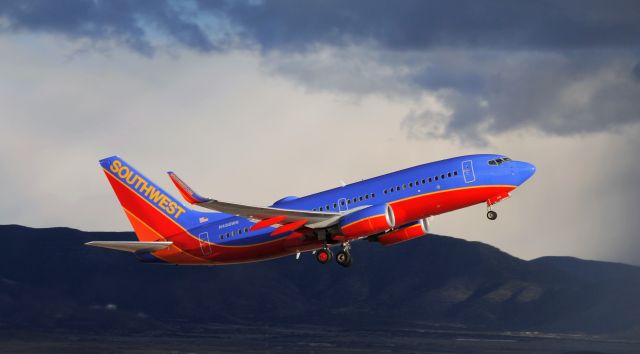 Boeing 737-700 (N488WN)