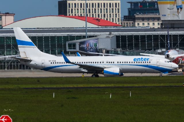 Boeing 737-800 (SP-ESB) - WAW SPOTTING