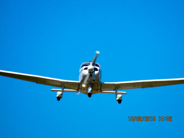 Piper Cherokee (N31532)