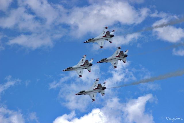 Lockheed F-16 Fighting Falcon — - Thunderbirds at Cannon Air Force Base Air Show - June 2016