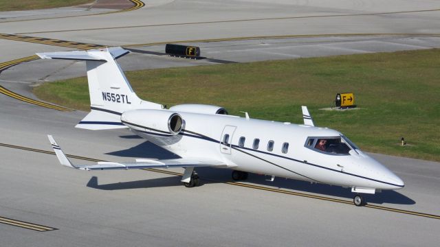 Learjet 55 (N552TL)