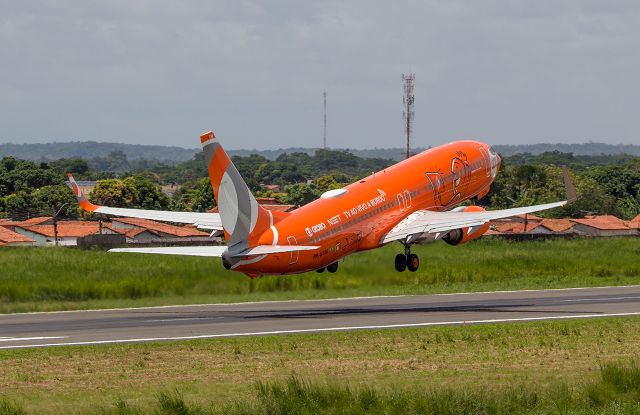 Boeing 737-800 (PR-GTM)