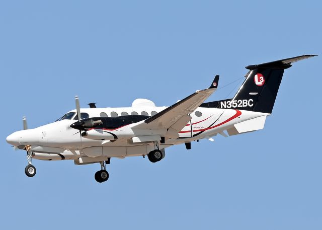 Beechcraft Super King Air 300 (N352BC)