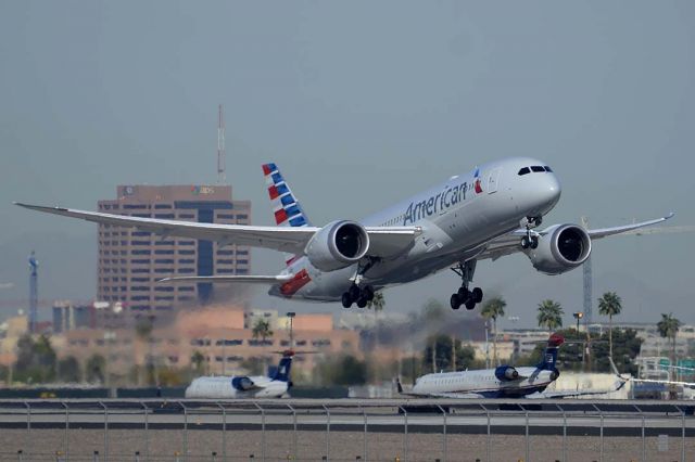 Boeing 787-8 (N801AC) - Americans second Boeing 787-8, N801AC, departing from Phoenix Sky harbor for Dallas-Fort Worth on March 9, 2015. 