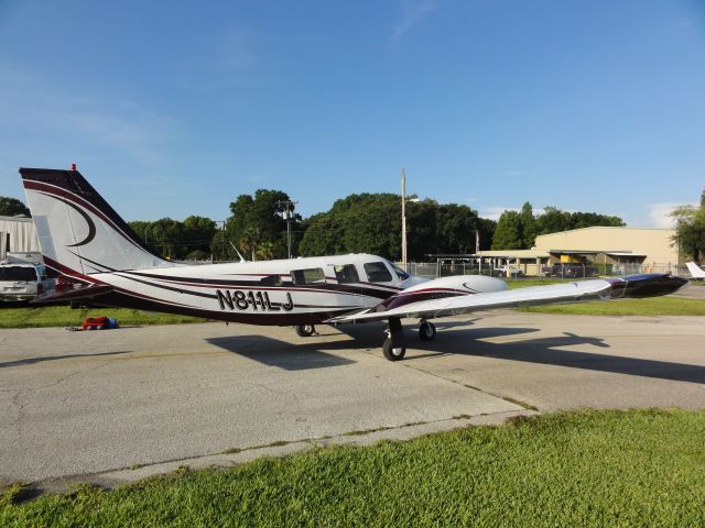 Piper Seneca (N811LJ) - Fresh out of the paint shop at Hawk Aircraft Painting