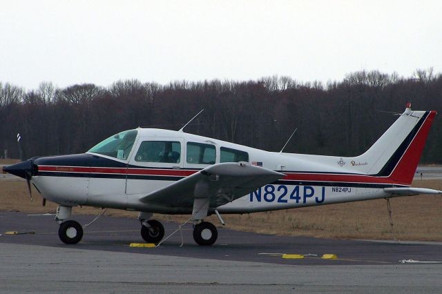 Beechcraft Bonanza (33) (N824PJ)