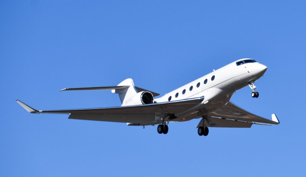 GULFSTREAM AEROSPACE G-7 Gulfstream G600 (N89NC)