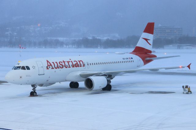 Airbus A320 (OE-LBK)