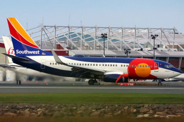Boeing 737-700 (N230WN)