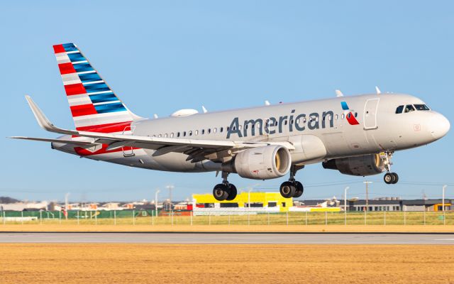 Airbus A319 (N93003)