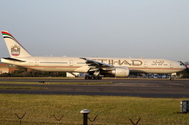 BOEING 777-300ER (A6-ETS) - on 3 December 2018