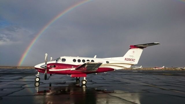 Beechcraft Super King Air 200 (N200XC) - Beautiful shot after a rain shower.br /br /Credit. R. Vargas