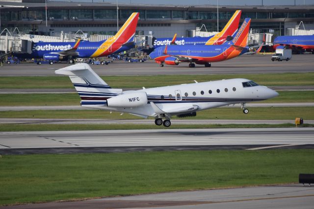 IAI Gulfstream G280 (N1FC) - 8/7/2016: Gulfstream G280 landing on Runway 12R at KHOU.