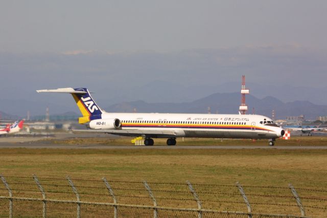 McDonnell Douglas MD-81 (JA8556)