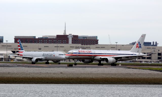 Boeing 757-200 (N659AA) - Old or new colors, B752 or A321 - Which do you prefer?