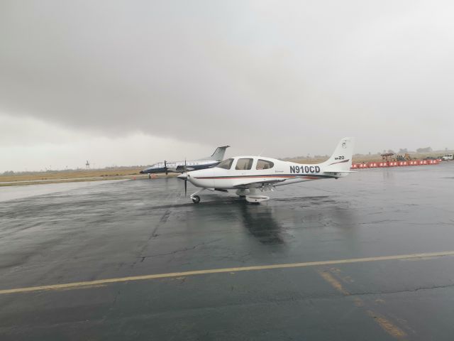 Cirrus SR-20 (N910CD) - Taken at Tijuana Intl MMTJ