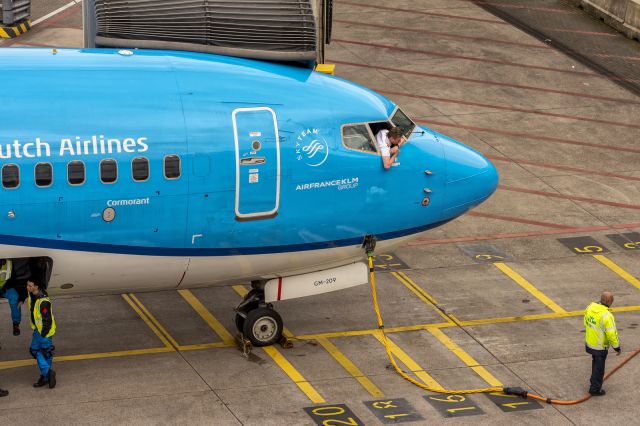 Boeing 737-700 (PH-BGM) - 10th of March, 2024: "Has anyone seen the captain?" .. the delayed flight KL 1963 to Zurich parked at the gate at Schipohl for nearly 45 minutes. 