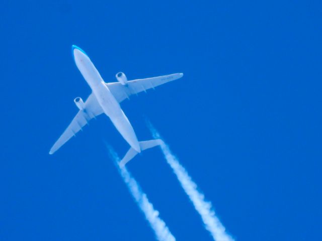 Airbus A330-300 (PH-AKB) - KLM661br /AMS-IAHbr /12/03/2024