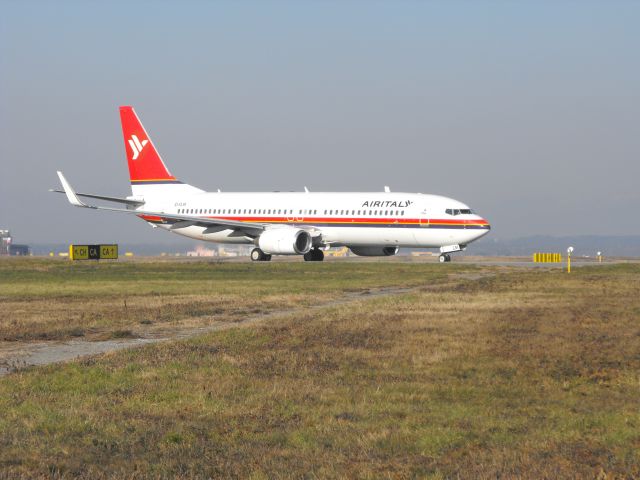 Boeing 737-800 (EI-FLM)