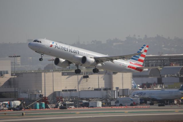Airbus A321neo (N422AN)