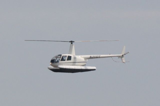 Robinson R-44 (N3112T) - N3112T arrives at Sarasota-Bradenton International Airport