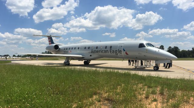 Embraer ERJ-135 (N856AE) - Envoy visit to LeTourneau University