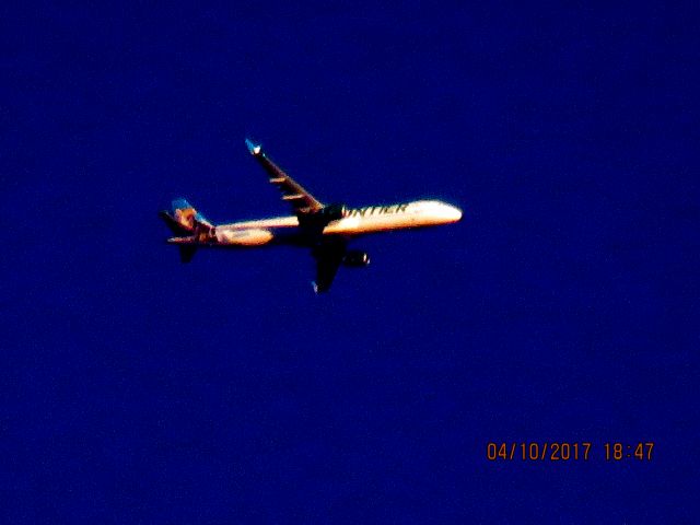 Airbus A321 (N715FR)