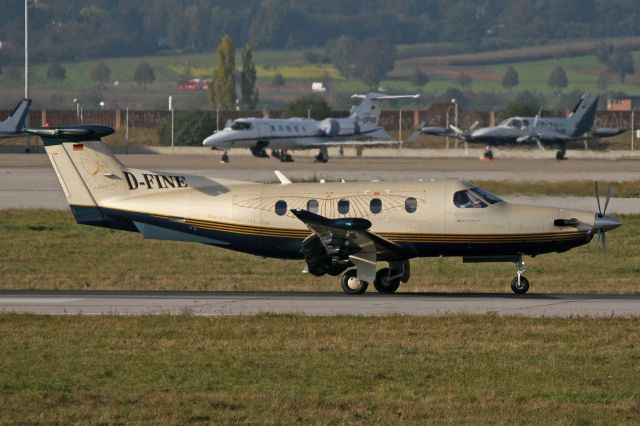 Pilatus PC-12 (D-FINE)