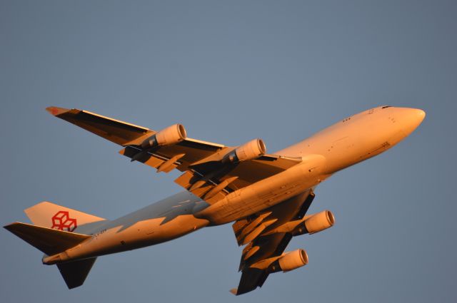 Boeing 747-400 (LX-ECV)