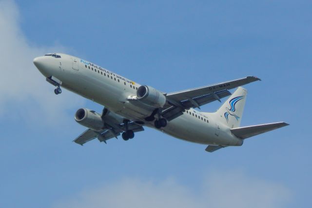 BOEING 737-400 (SX-MAH)
