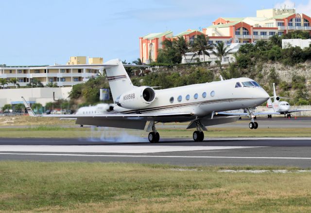 Gulfstream Aerospace Gulfstream IV (N5956B)