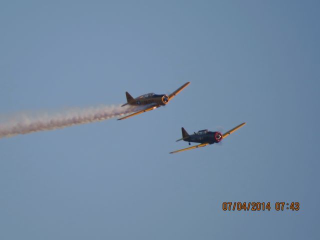 North American Trojan (LDA14454) - Duck Creek at Grand Lake Oklahoma small airshow before the biggest fireworks show in the Midwest.