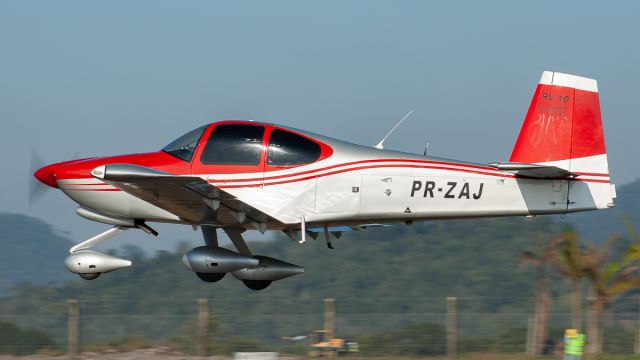 Vans RV-10 (PR-ZAJ)