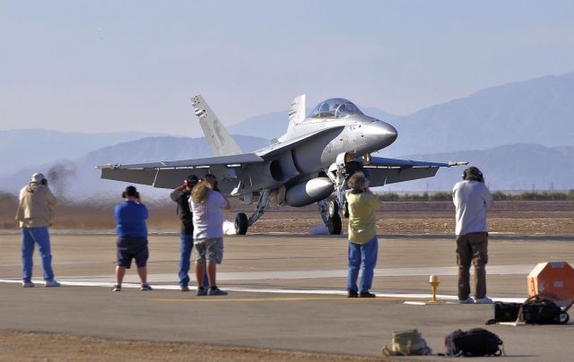 — — - Lets get AIRPLANE wasted at NAF El Centro!!! 