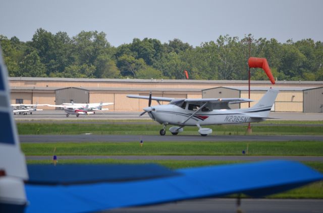 Cessna Skylane (N2365N)