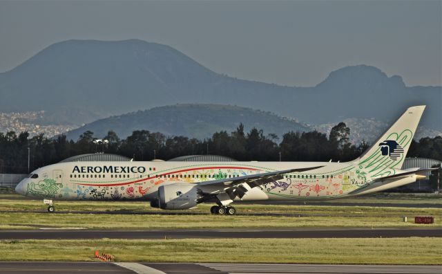 Boeing 787-9 Dreamliner (XA-ADL) - B787-9, (XA-ADL) Quetzalcoatl special livery, taxing to designate gate at the terminal 2 in Mexico City Airport (AICM).