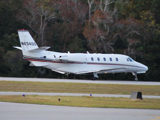 Cessna Citation Excel/XLS (N634QS) - Departing runway 3 - 11/28/09