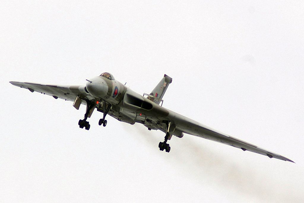 XH558 —