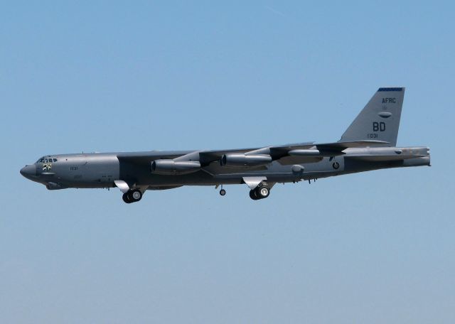 Boeing B-52 Stratofortress (61-0031) - Landing at Barksdale Air Force Base.