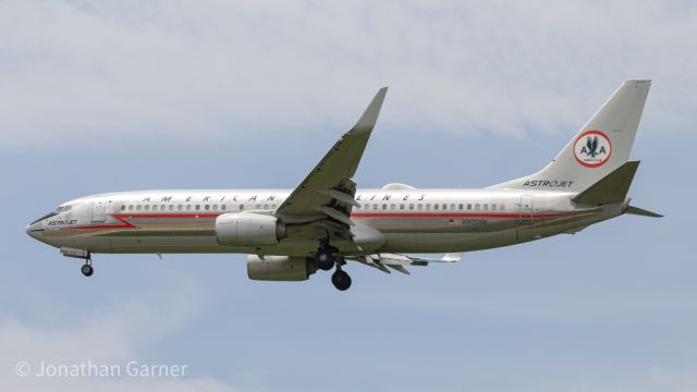 N905NN — - American Airlines “Astrojet” on final at Tulsa International Airport!