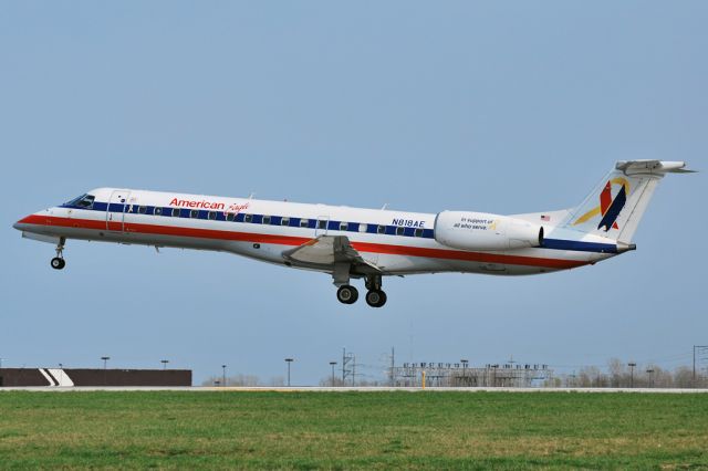 Embraer ERJ-145 (N818AE) - Yellow Ribbon, In Support Of Those Who Serve.