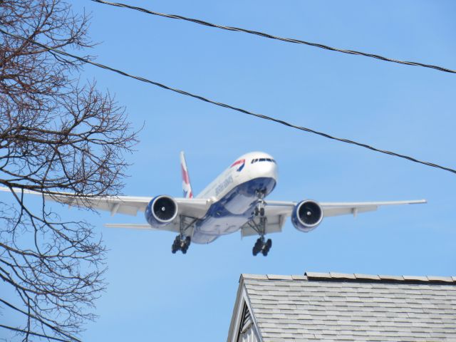 Boeing 777-200 (G-VIIG)