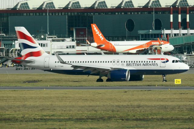 Airbus A320neo (G-TTNN)