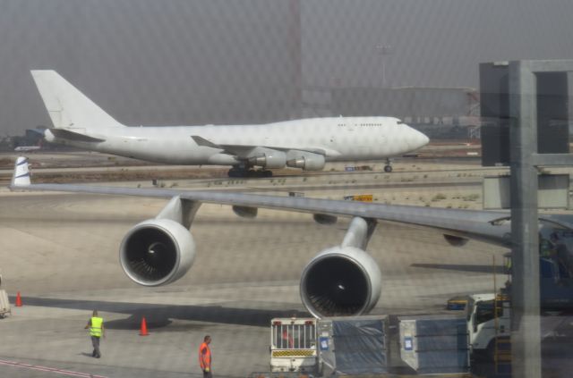 Boeing 747-400 (4X-ICC) - Taxi Out at TLV - 10/27/2016