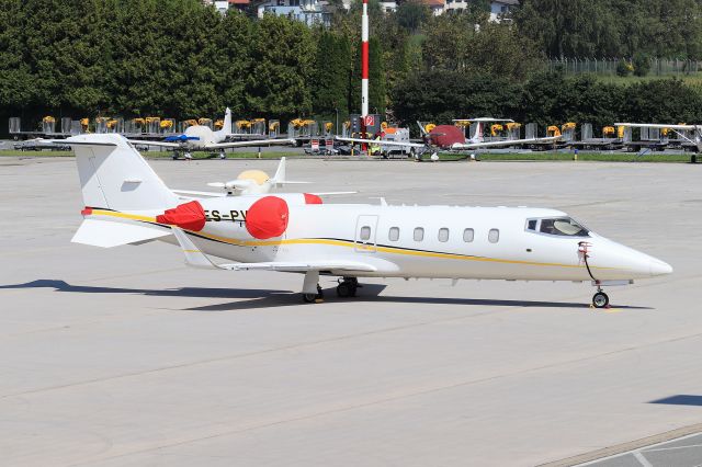 Learjet 60 (ES-PVP)