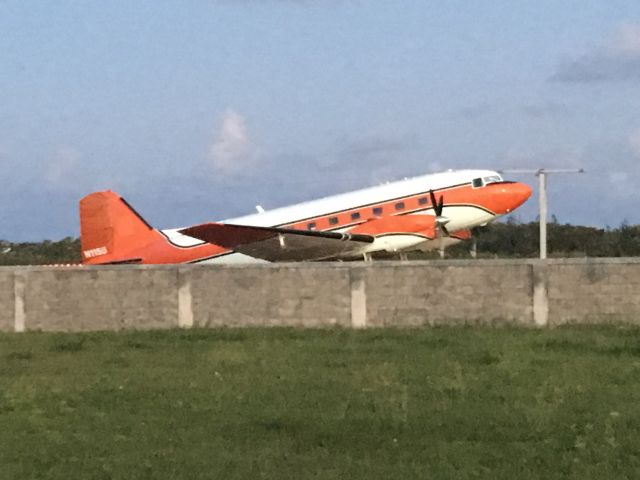 Douglas DC-3 (N115U) - Taken at Bermuda airport 11 July 2017