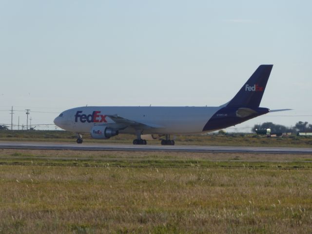 Airbus A300F4-600 (N726FD)