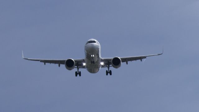 Airbus A321neo (CS-TXH)